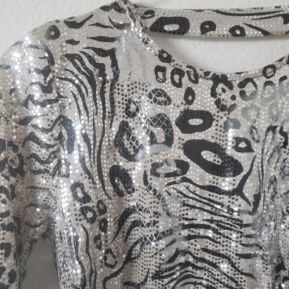 A3 Design Silver Animal Print Bodycon Dress Size Small - Picture 10 of 10